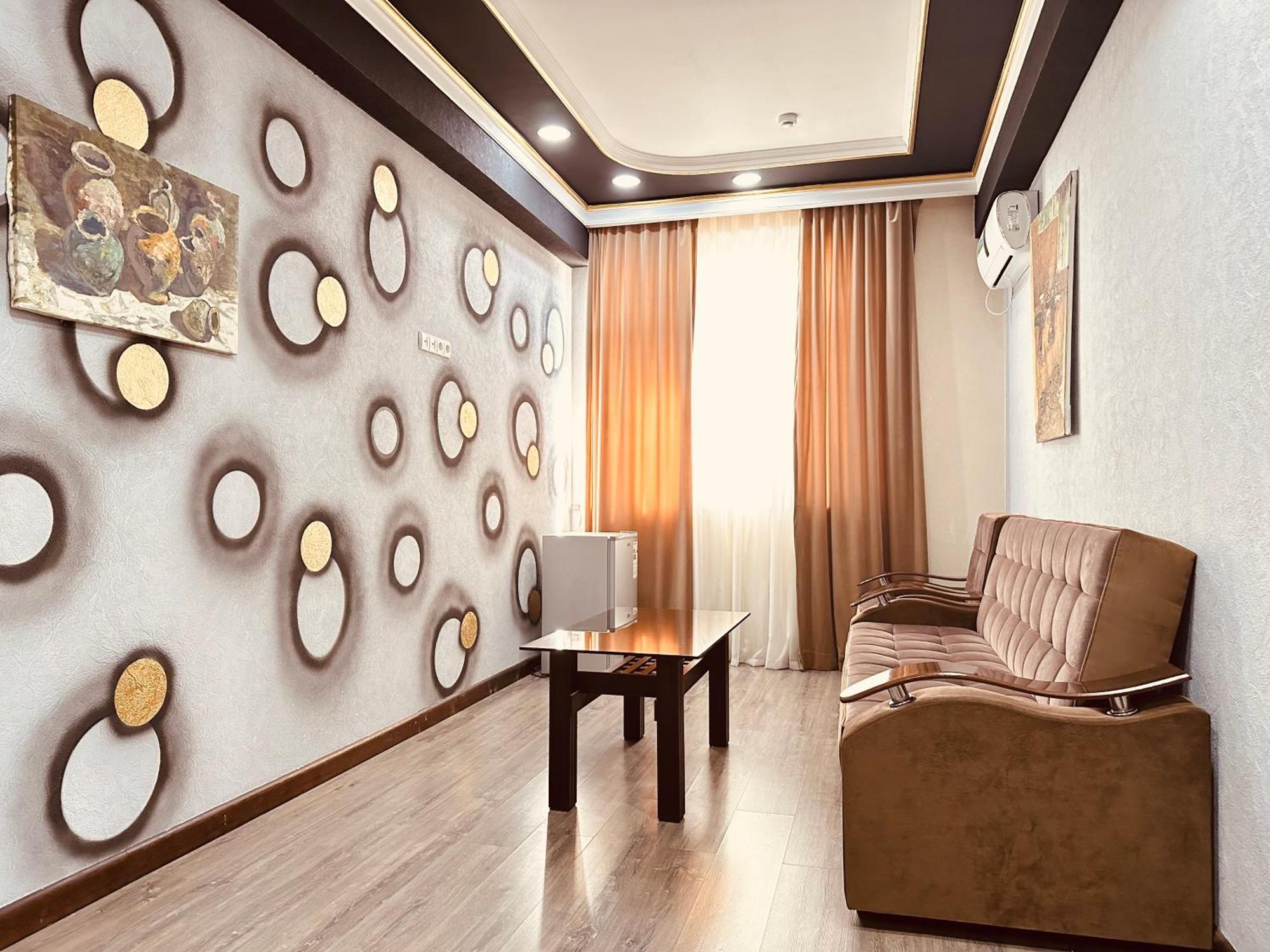 Hotel Grand Art à Tachkent Extérieur photo