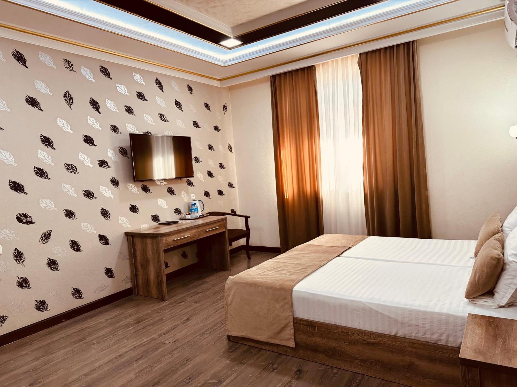Hotel Grand Art à Tachkent Extérieur photo