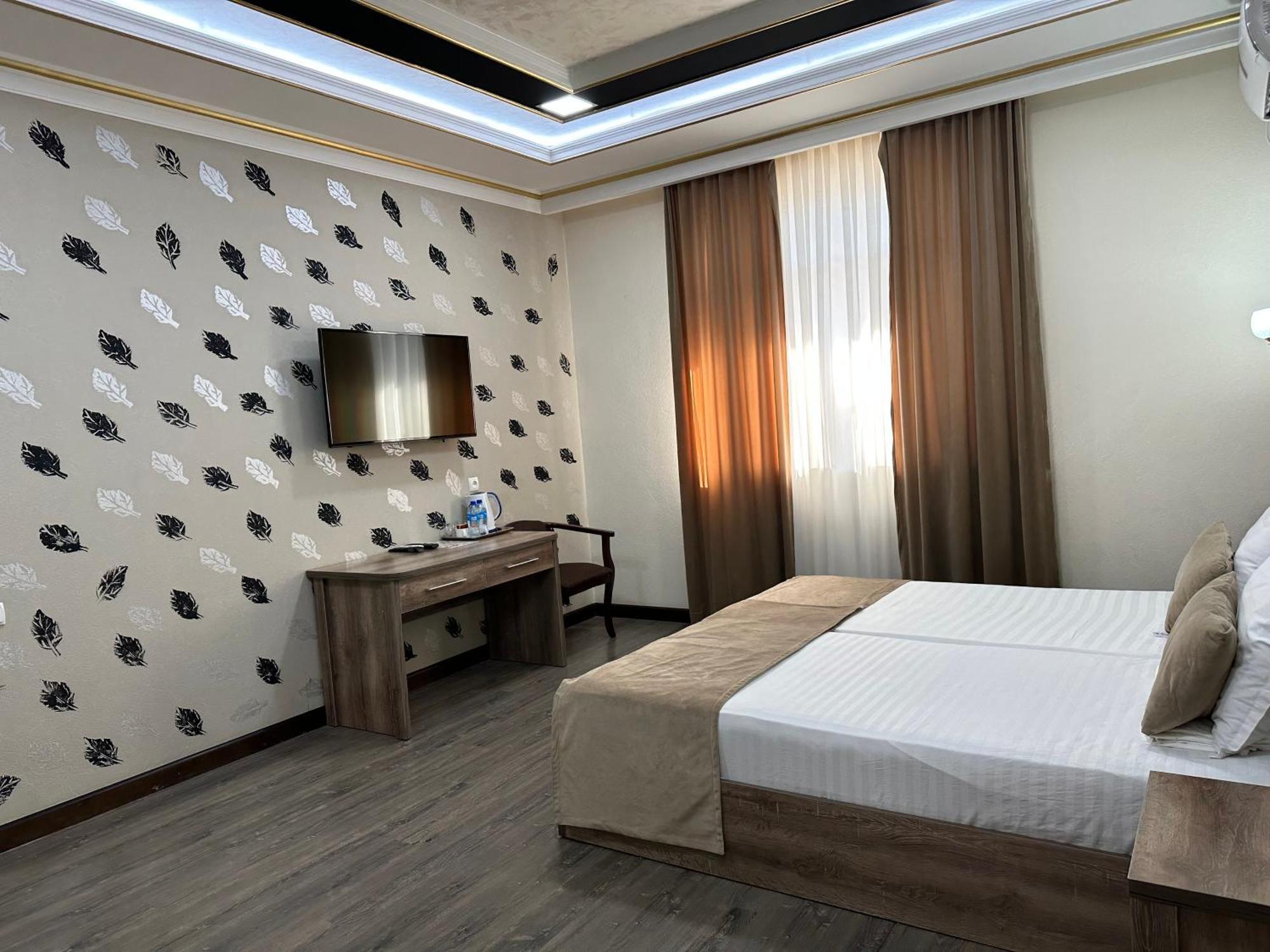 Hotel Grand Art à Tachkent Extérieur photo