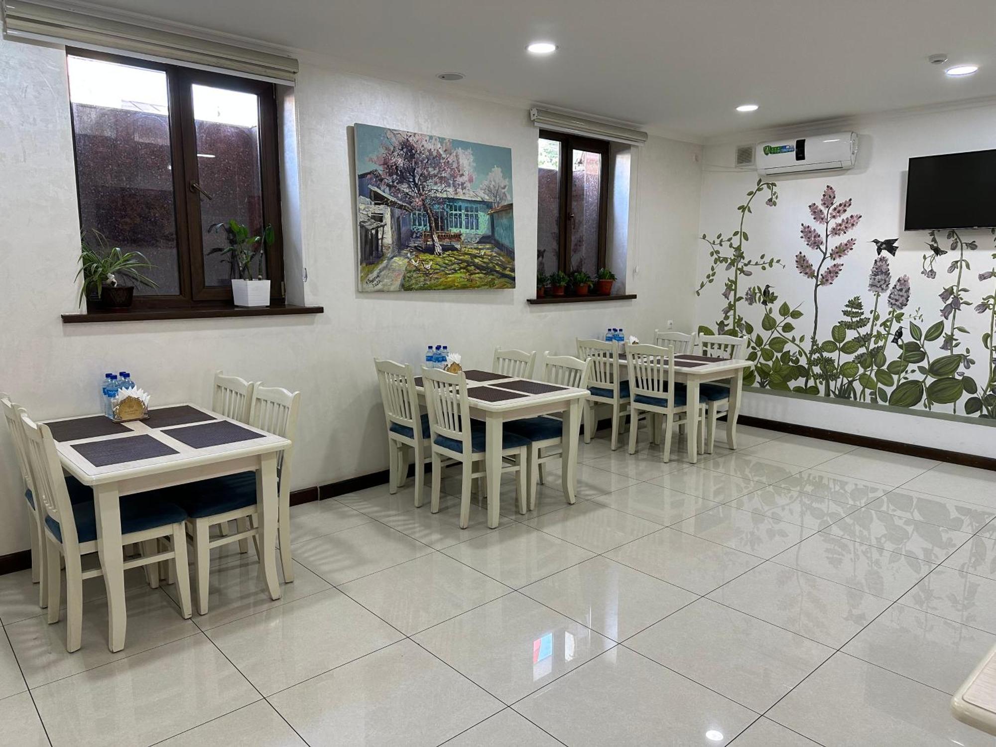 Hotel Grand Art à Tachkent Extérieur photo
